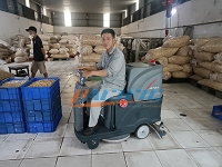 CASE STUDY: MÁY LAU SÀN CÔNG NGHIỆP NGỒI LÁI - DÙNG CHO NHÀ MÁY CHẾ BIẾN HẠT ĐIỀU