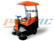 Máy quét rác công nghiệp ngồi lái Pullman PMA130SW